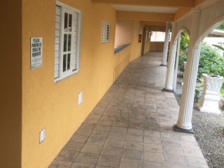 MANOR PARK, Kingston / St. Andrew, Jamaica - Apartment for Lease/rental